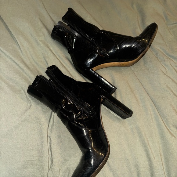 ALDO BOOTIES - Picture 2 of 4